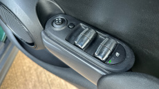 MINI Hatchback 1.5 Cooper 5dr Petrol Hatchback